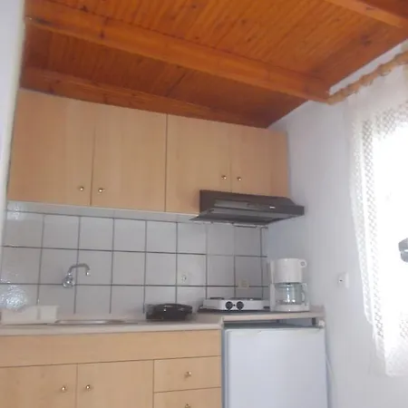 Karapataki Apartament *