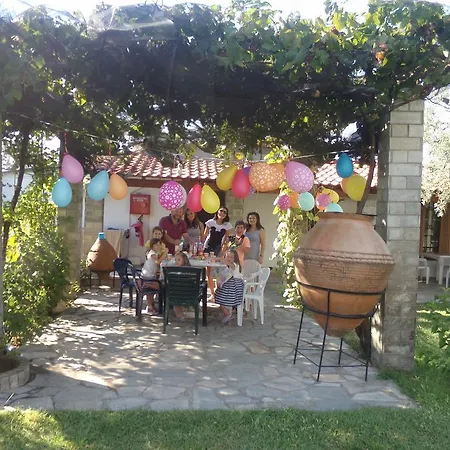 Appartamento Karapataki *