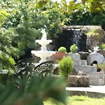 Apartment Karapataki